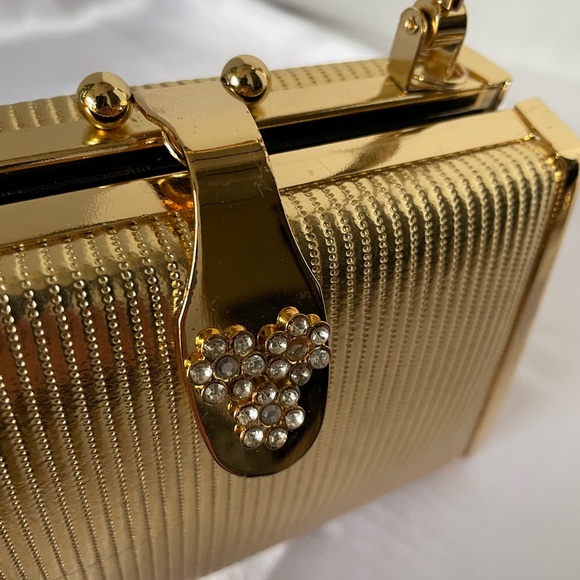 Special Event Clutch. - Picture 9 of 11